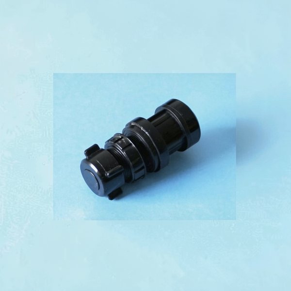 Raccord de drainage d'eau