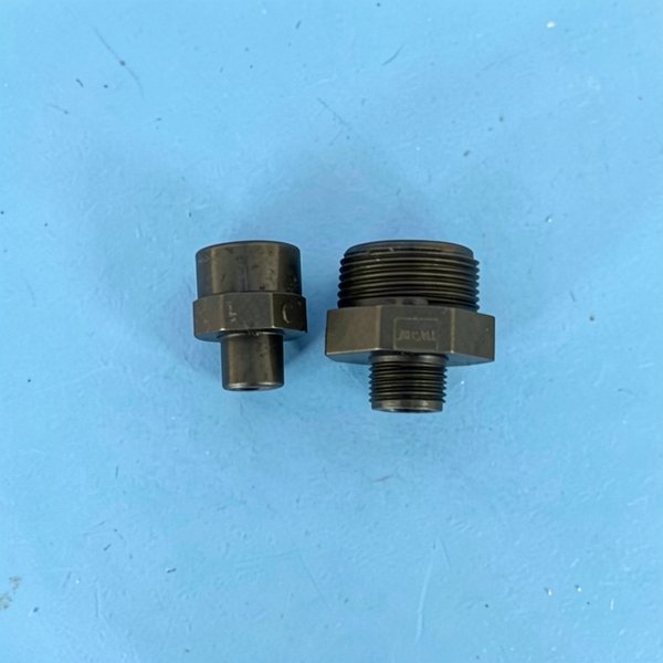 Réduction à visser + adaptateur