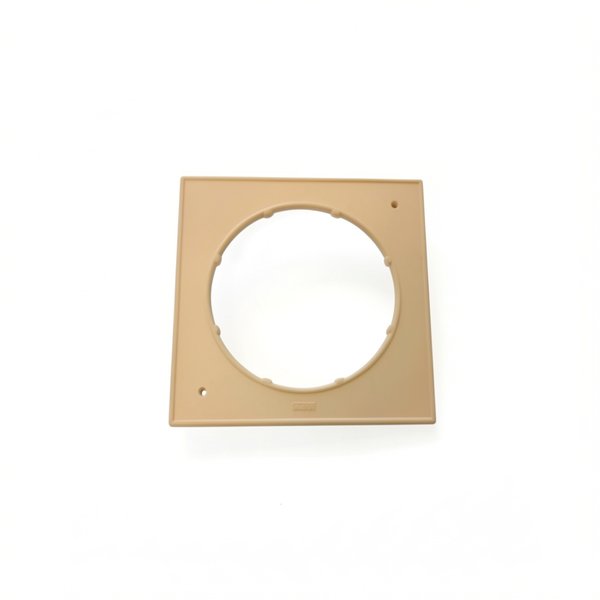 Enjoliveur PROJ Carré 240 X 240 mm