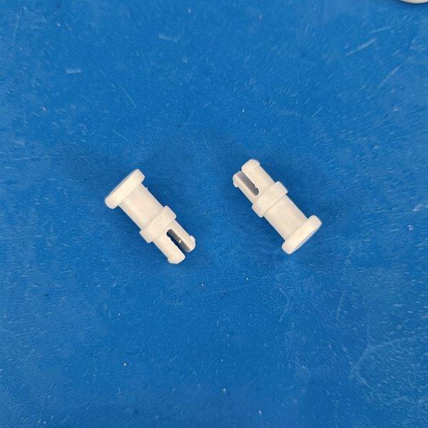 Clip de fixation tube d'aspiration robots Legend (sac de 2)