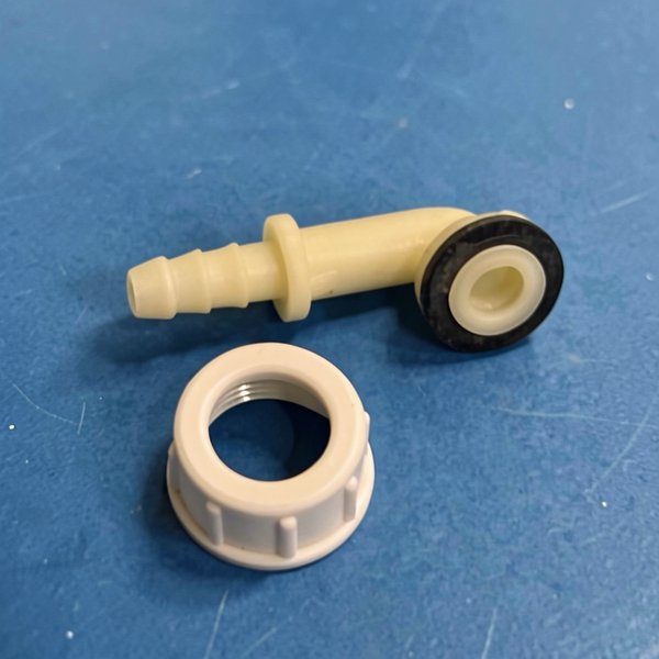Coude nylon + écrou
