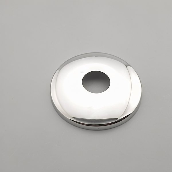 Enjoliveur inférieur 43 de douche