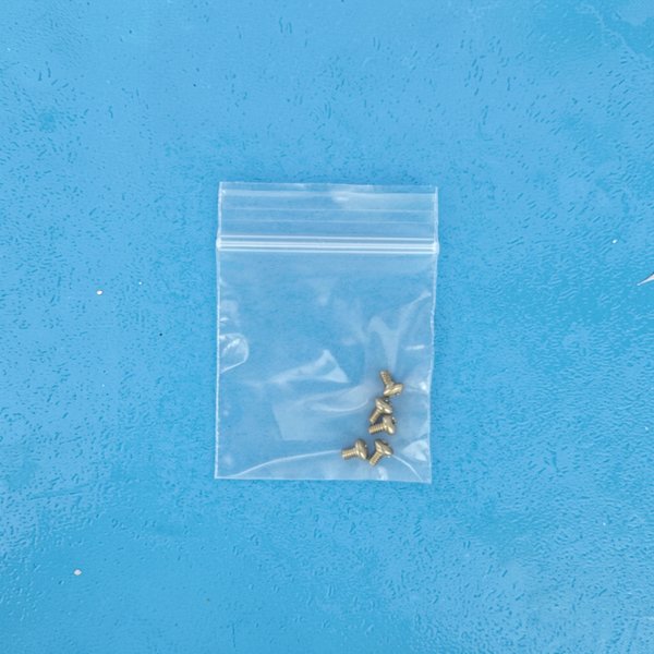 Vis attache ressort/Essieu roue dentelée (180/280/Vs) Prix Par Sachet de 5 Unités - C-30