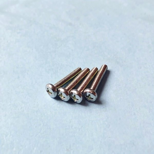 Vis M4x20 mm de fixation du capot (coffret et capot inférieur)