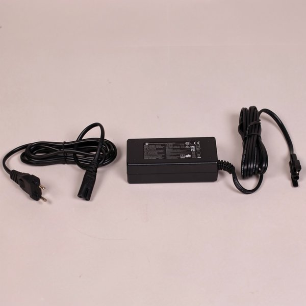 Chargeur de batterie 12V/2000 type C